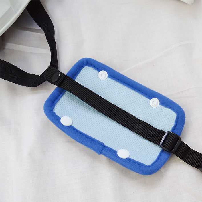 ヘルメット用あごセット方法